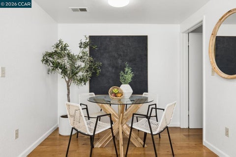 Tiny photo for 28 Shepardson Ln Ln, Alameda, CA 94502 (MLS # 41151619)