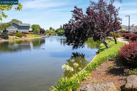 Tiny photo for 28 Shepardson Ln Ln, Alameda, CA 94502 (MLS # 41151619)