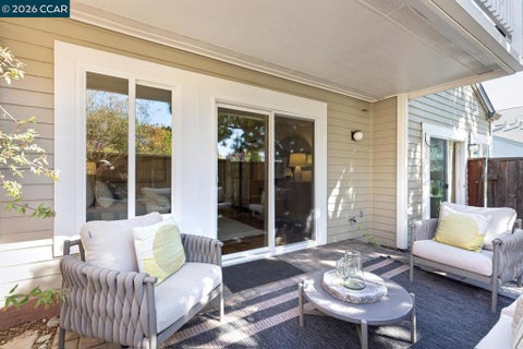 Tiny photo for 28 Shepardson Ln Ln, Alameda, CA 94502 (MLS # 41151619)