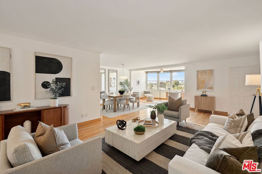 Photo of 10725 Ohio Avenue #PH2, Los Angeles, CA 90024 (MLS # 25600731)