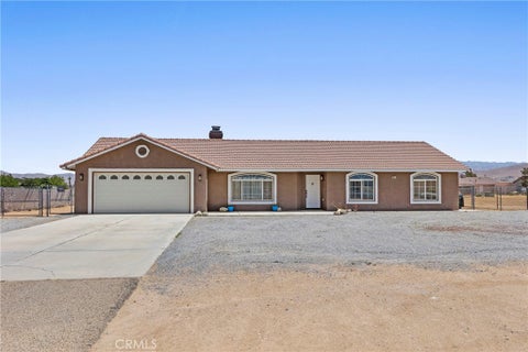 Photo of 10837 Lancelet Avenue, Apple Valley, CA 92308 (MLS # IG26105901)