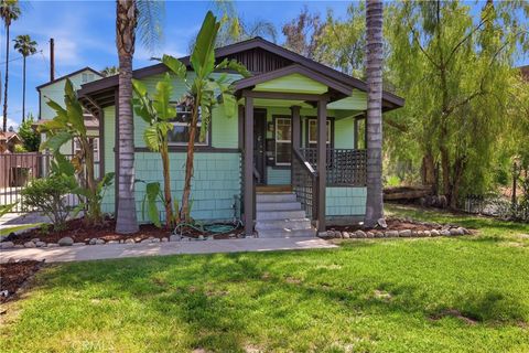 Photo of 1132 E Citrus Avenue, Redlands, CA 92374 (MLS # IG26084402)