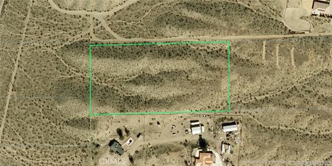 Photo of 0 Eveshorn Road, Helendale, CA 92342 (MLS # SR25153940)