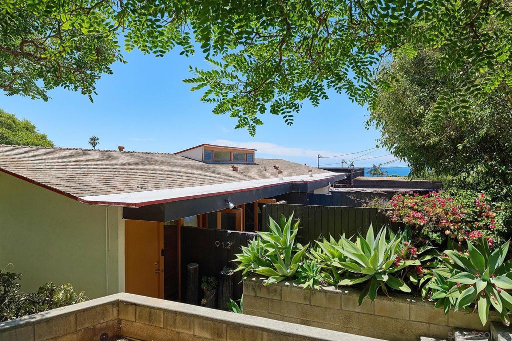 Del Mar - Residential