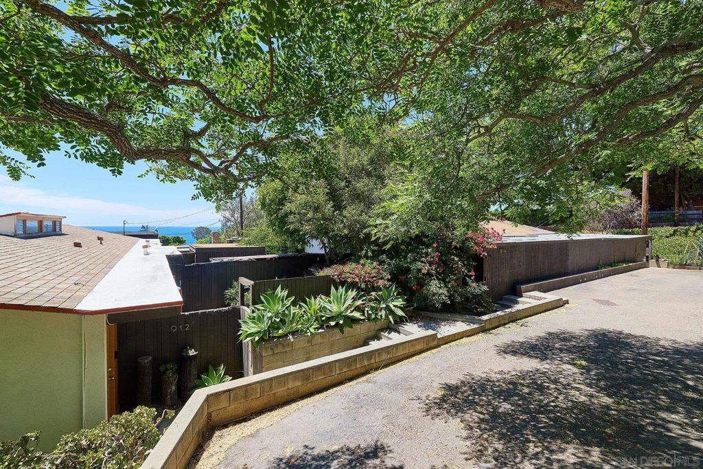 Del Mar - Residential