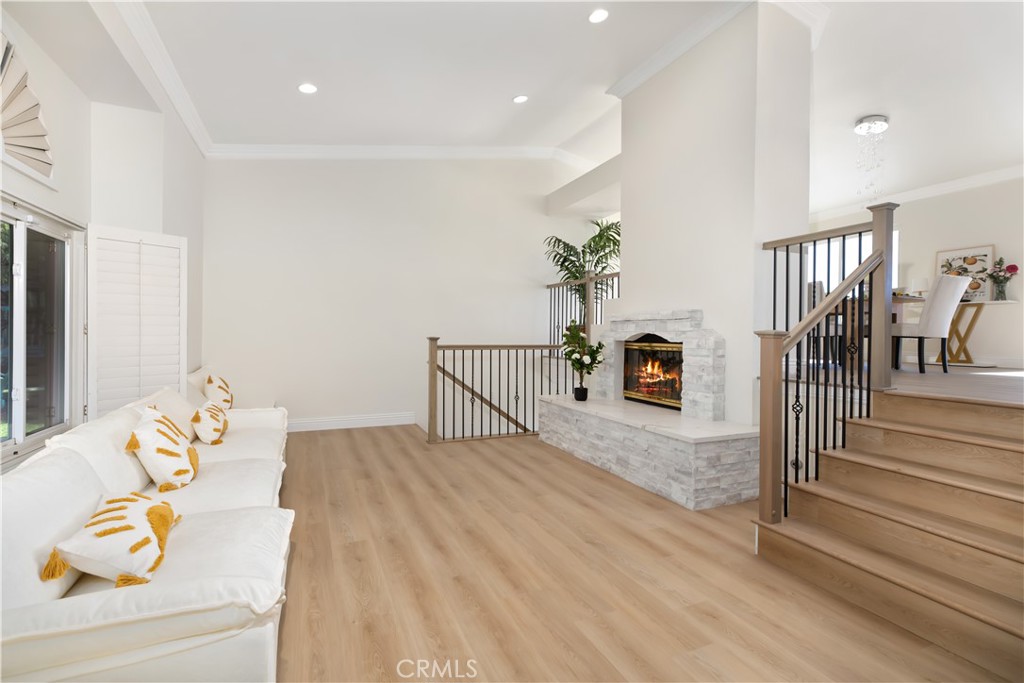 15429 Turquoise Circle N