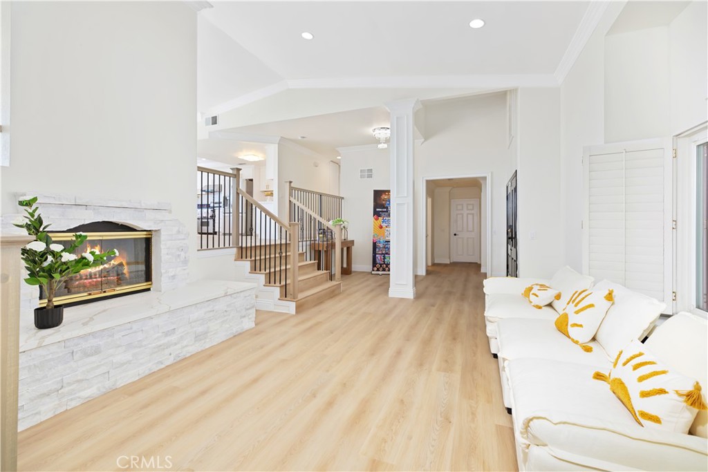 15429 Turquoise Circle N