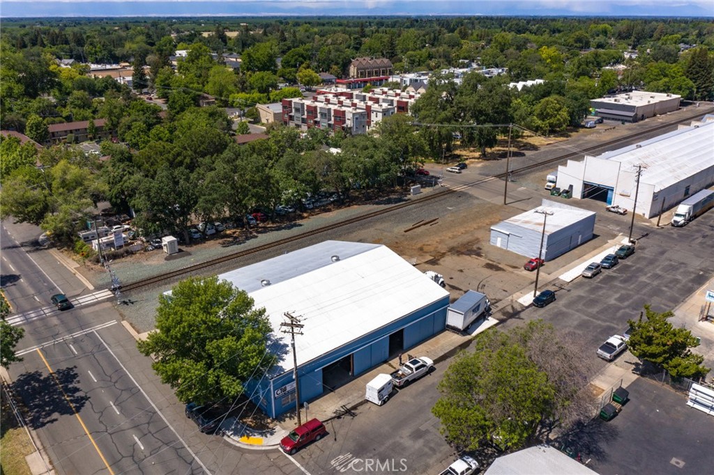 Open warehouse with office area. Three 10' x 12' bay doors and one larger bay door 12' x 12' with truck ramp.