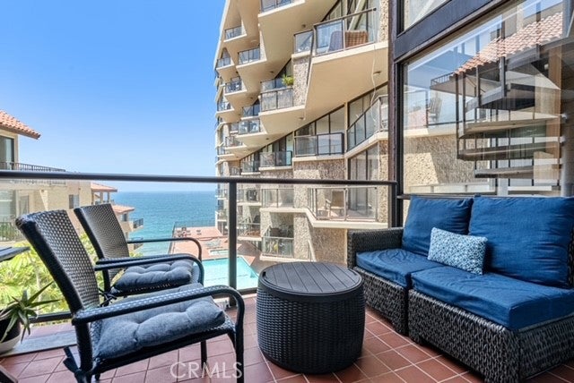 531 Esplanade 302