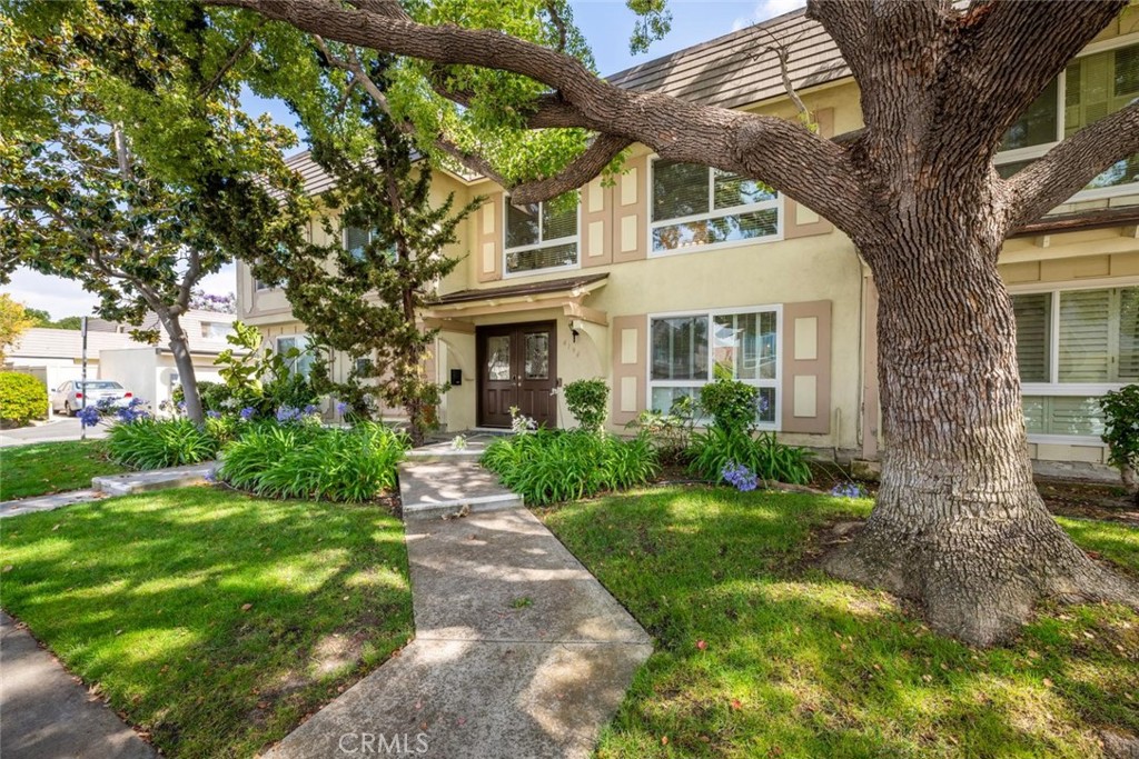 4194 Paseo De Oro
