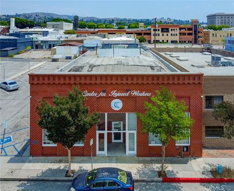 Photo of 6726 Milton Ave, Whittier, CA 90601 (MLS # DW25246569) Photo of 6726 Milton Ave, Whittier, CA 90601 (MLS # DW25246569)