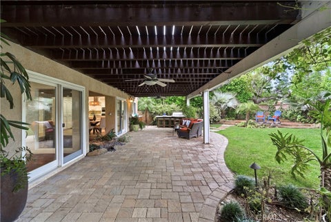 Tiny photo for 5620 Middle Crest DR, Agoura Hills, CA 91301 (MLS # SR26117154)