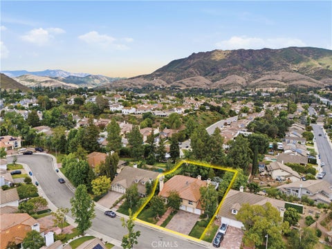 Tiny photo for 5620 Middle Crest DR, Agoura Hills, CA 91301 (MLS # SR26117154)
