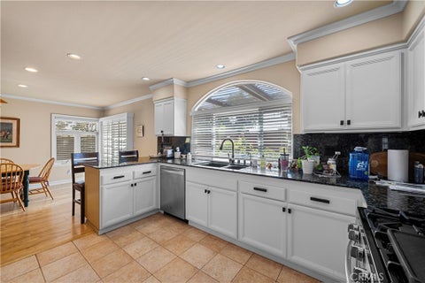 Tiny photo for 9116 Neath ST, Ventura, CA 93004 (MLS # SR26194780)
