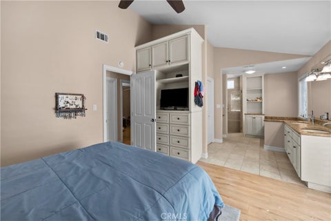 Tiny photo for 9116 Neath ST, Ventura, CA 93004 (MLS # SR26194780)
