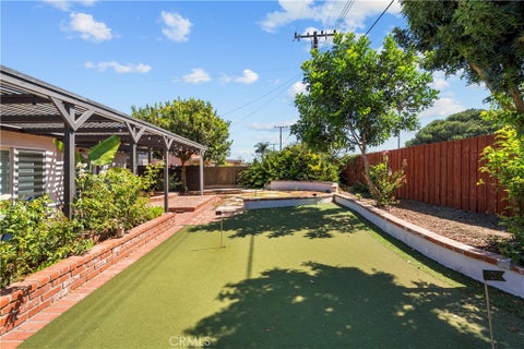 Tiny photo for 9116 Neath ST, Ventura, CA 93004 (MLS # SR26194780)