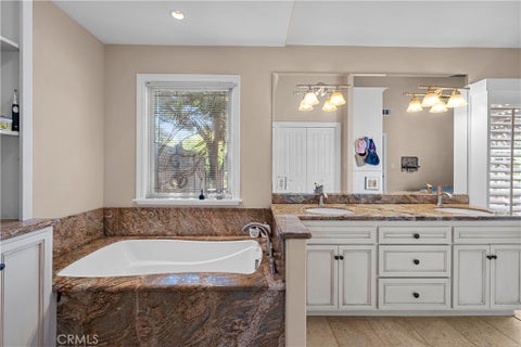 Tiny photo for 9116 Neath ST, Ventura, CA 93004 (MLS # SR26194780)