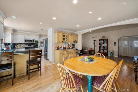 Tiny photo for 9116 Neath ST, Ventura, CA 93004 (MLS # SR26194780)