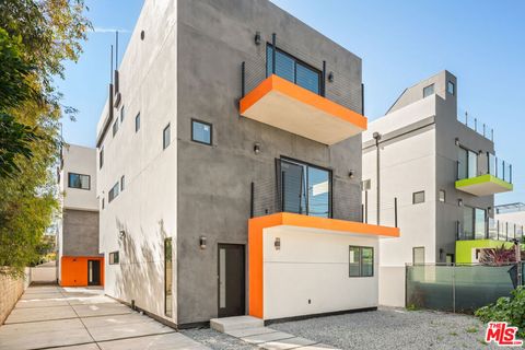 2123 Federal Avenue Los Angeles CA 90025