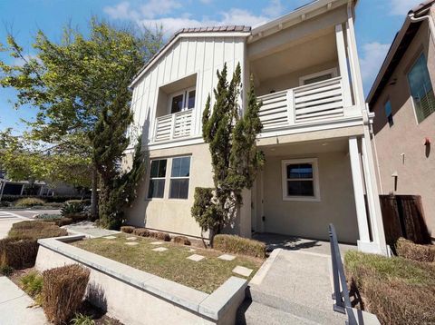 951 Camino Aldea Chula Vista CA 91913