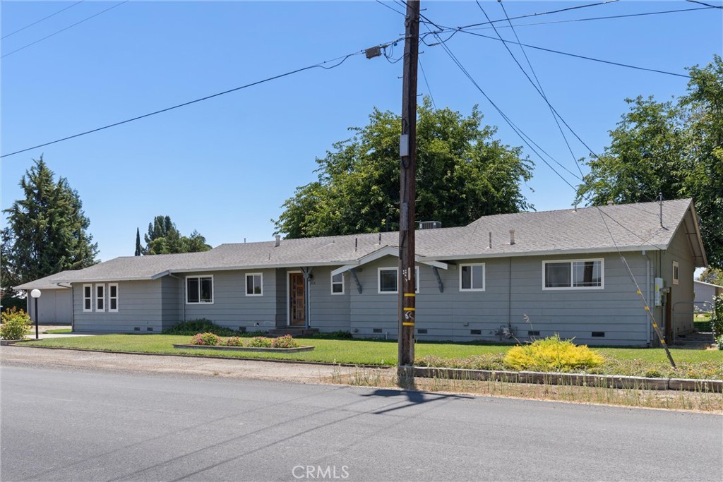 1710 Edwards Lane