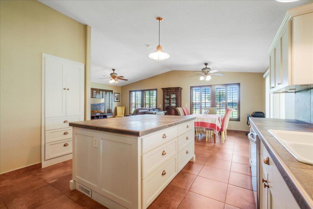 Palm Desert Greens - Manufactured In Park