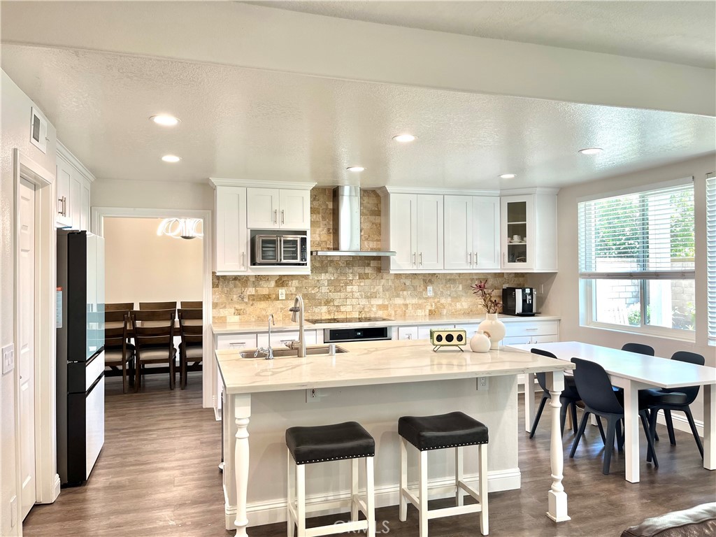 4804 Linaro Dr
