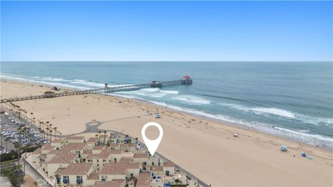 Photo of 711 Pacific Coast #109, Huntington Beach, CA 92648 (MLS # SW25131603)