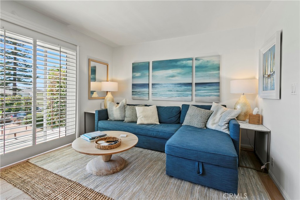 Beautifully appointed condo (AVAILABLE FULLY FURNISHED) on the ocean side of Pacific Coast Highway. Many tastefully done upgrades that go well with the midcentury design. You will enjoy plenty of natural light with the floor to ceiling windows and a peekaboo view of the ocean. The property is located close to beaches, hiking and walking paths, art galleries and plenty of cafes to satisfy your cravings.