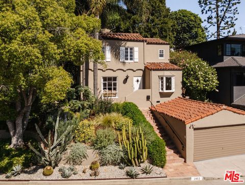 Photo of 2452 Lanterman Terrace, Los Angeles, CA 90039 (MLS # 26672377)