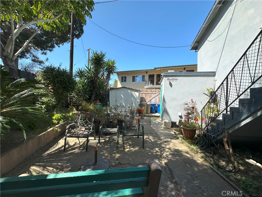 622 Kentia Avenue 6