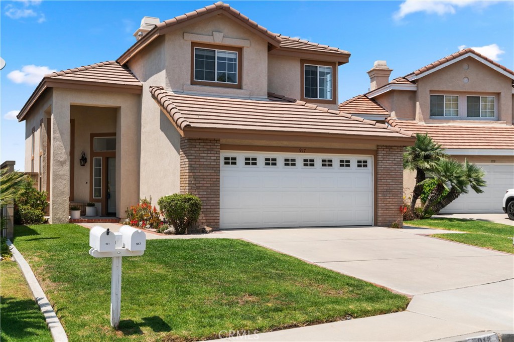 917 S Dylan Way