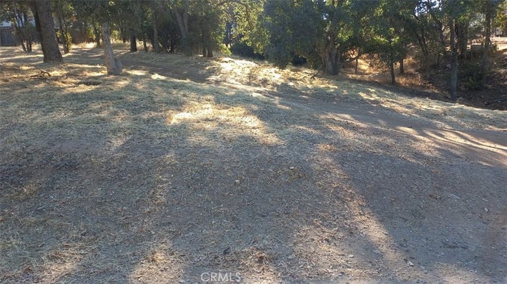 Lot photo