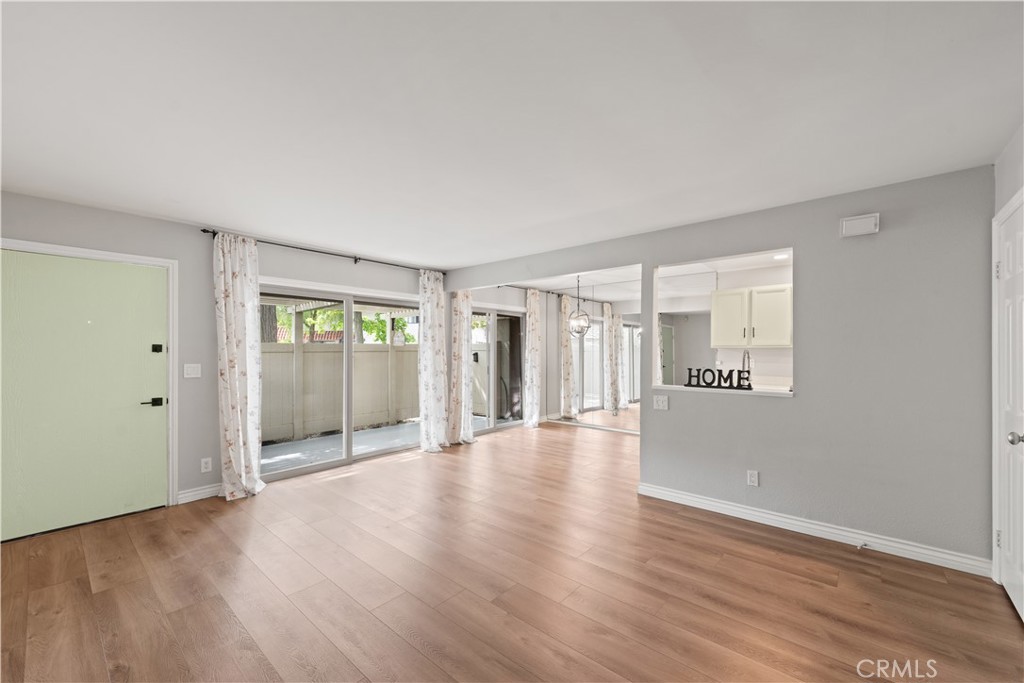 Village Green (725) - Residential Lease