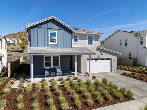 Photo of 28445 Sunny Ridge Terrace Ter, Castaic, CA 91384 (MLS # SR26227065)