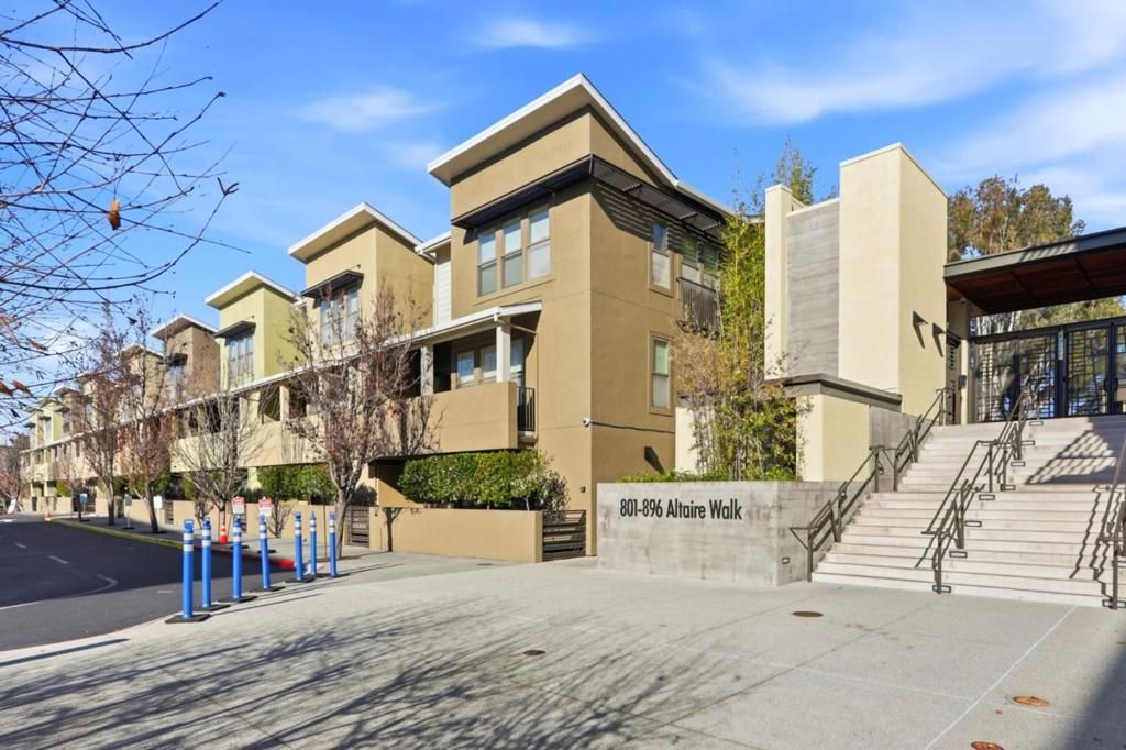 Photo of 823 Altaire Walk, Palo Alto, CA 94303 (MLS # ML82030571)