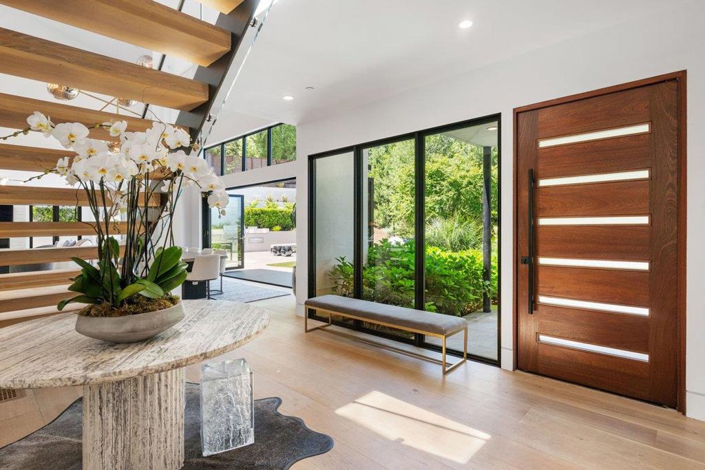 255 Brentwood Road