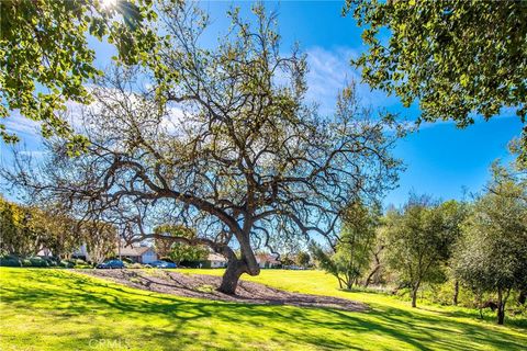 Tiny photo for 6152 Shadycreek Dr, Agoura Hills, CA 91301 (MLS # SR26034461)