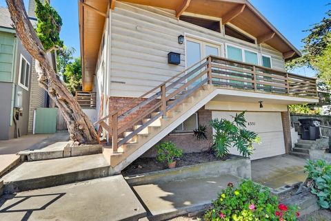 4351 Voltaire St San Diego CA 92107