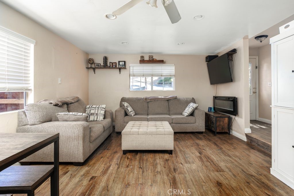 4530 San Jacinto