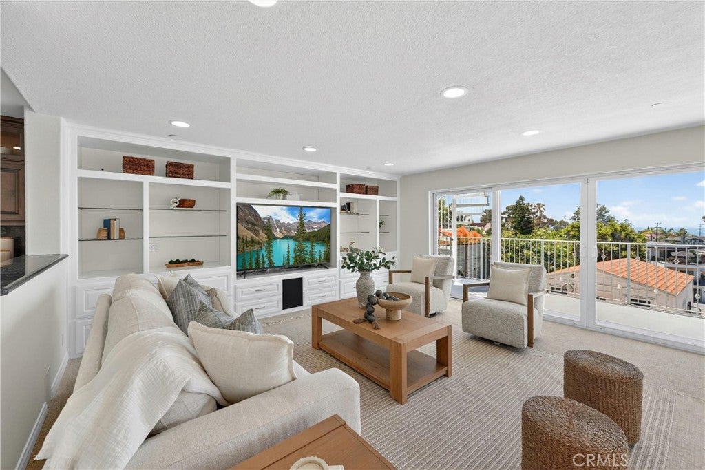 111 Revuelta Court, San Clemente CA 92672 - Photo 7