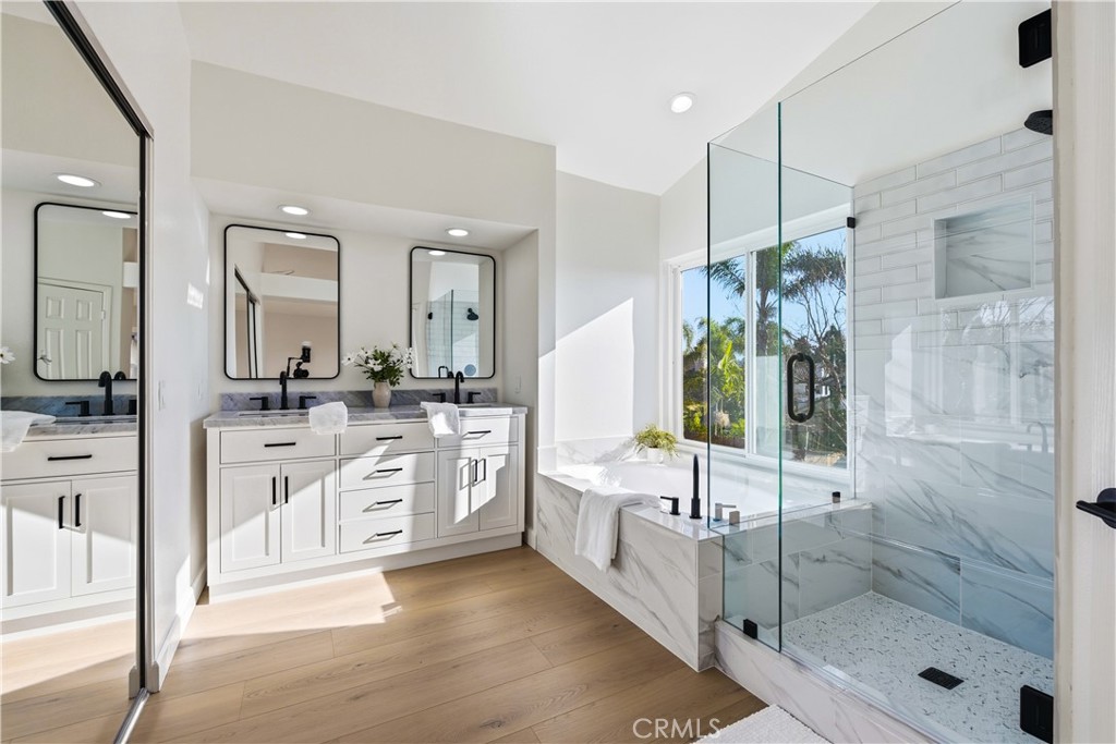 Montelena 3 - 4760 - Residential