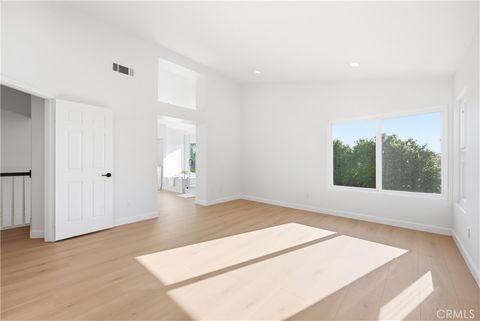 Tiny photo for 1394 La Culebra Circle, Camarillo, CA 93012 (MLS # SR25222547)