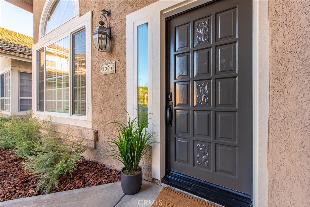 1394 La Culebra Circle