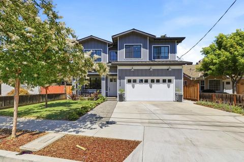 Photo of 1022 Clintonia Avenue, San Jose, CA 95125 (MLS # ML82051916)