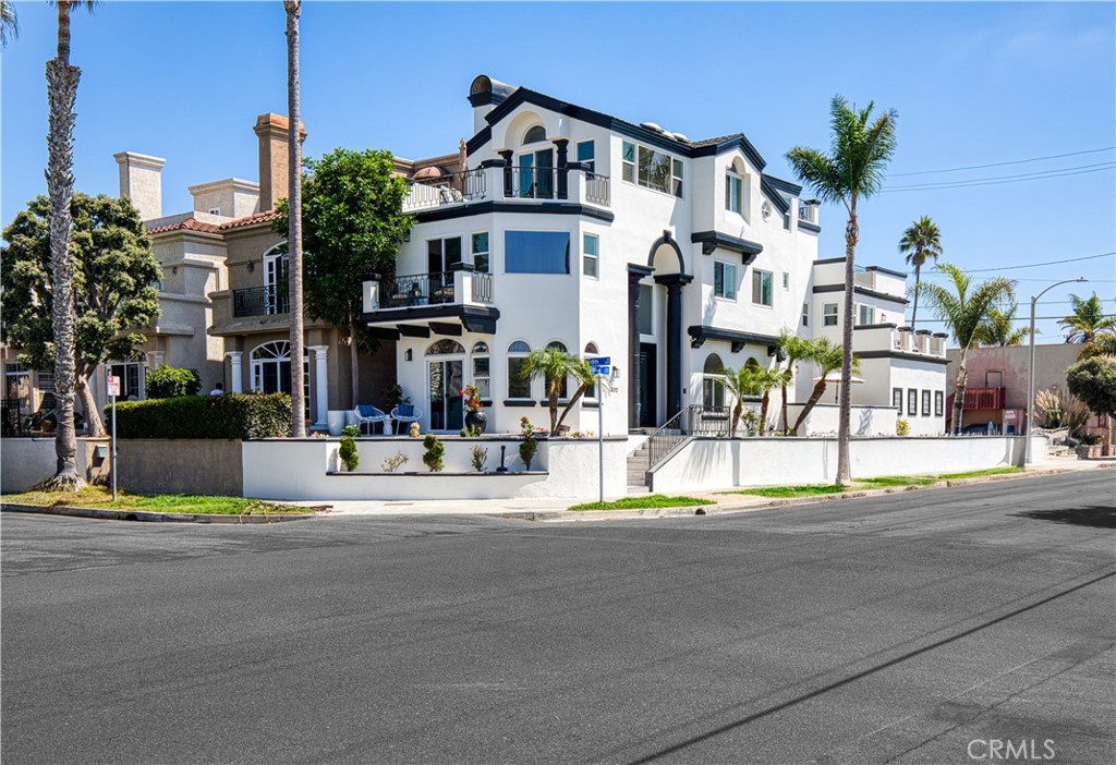 Nestled just steps from the golden sands of Huntington Beach, this stunning coastal residence
offers the perfect blend of luxury and convenience. With 4 spacious bedrooms and 3.5 beautifully
appointed bathrooms, this home boasts modern upgrades and exquisite finishes throughout. Every
detail has been carefully considered, from the sleek, contemporary design to the high-end
materials that elevate the space. Wake up to the sound of the ocean breeze and enjoy the best of
beach living in a vibrant, sought-after city. Whether you're relaxing on your private patio or enjoying
the open-concept living area, this home offers an effortless blend of indoor and outdoor living.
Huntington Beach offers an unparalleled lifestyle with pristine beaches, lively city attractions, and a
strong sense of community. Don’t miss out on this rare opportunity to own a piece of coastal
paradise in one of Southern California's most iconic cities.