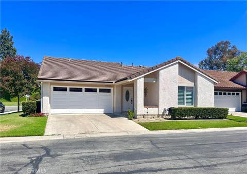 Photo of 27686 Via Turina, Mission Viejo, CA 92692 (MLS # OC26134498)