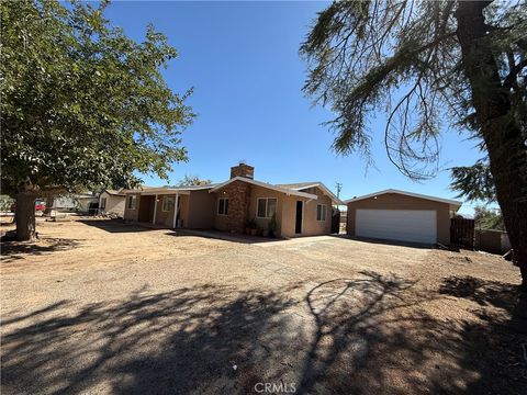 Photo of 21865 Dotame Avenue, Apple Valley, CA 92307 (MLS # IV25244615)