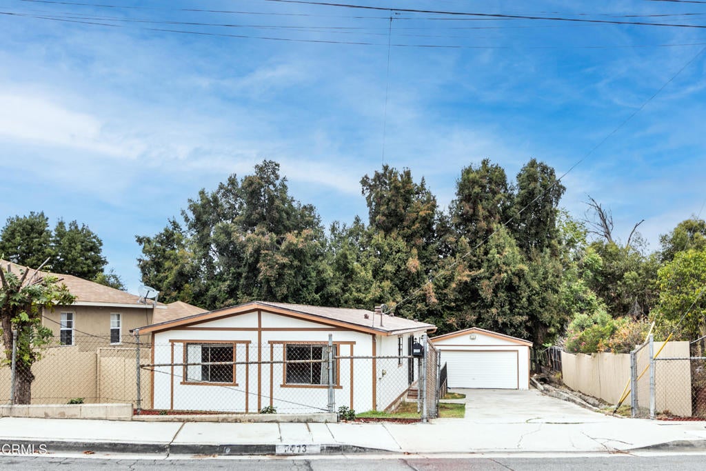 7413 Mooney Drive