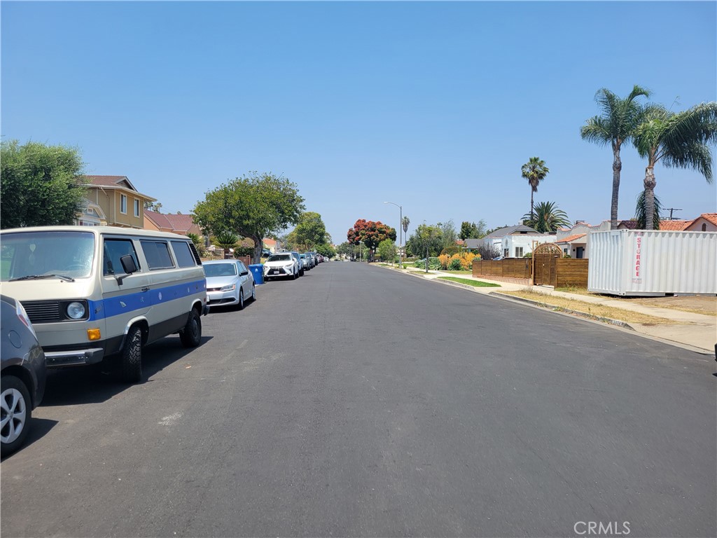 5339 Hillcrest Drive